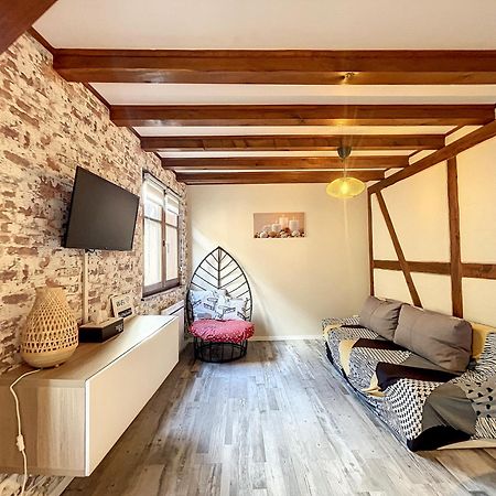 Aux Deux Tours Apartment Riquewihr Bagian luar foto
