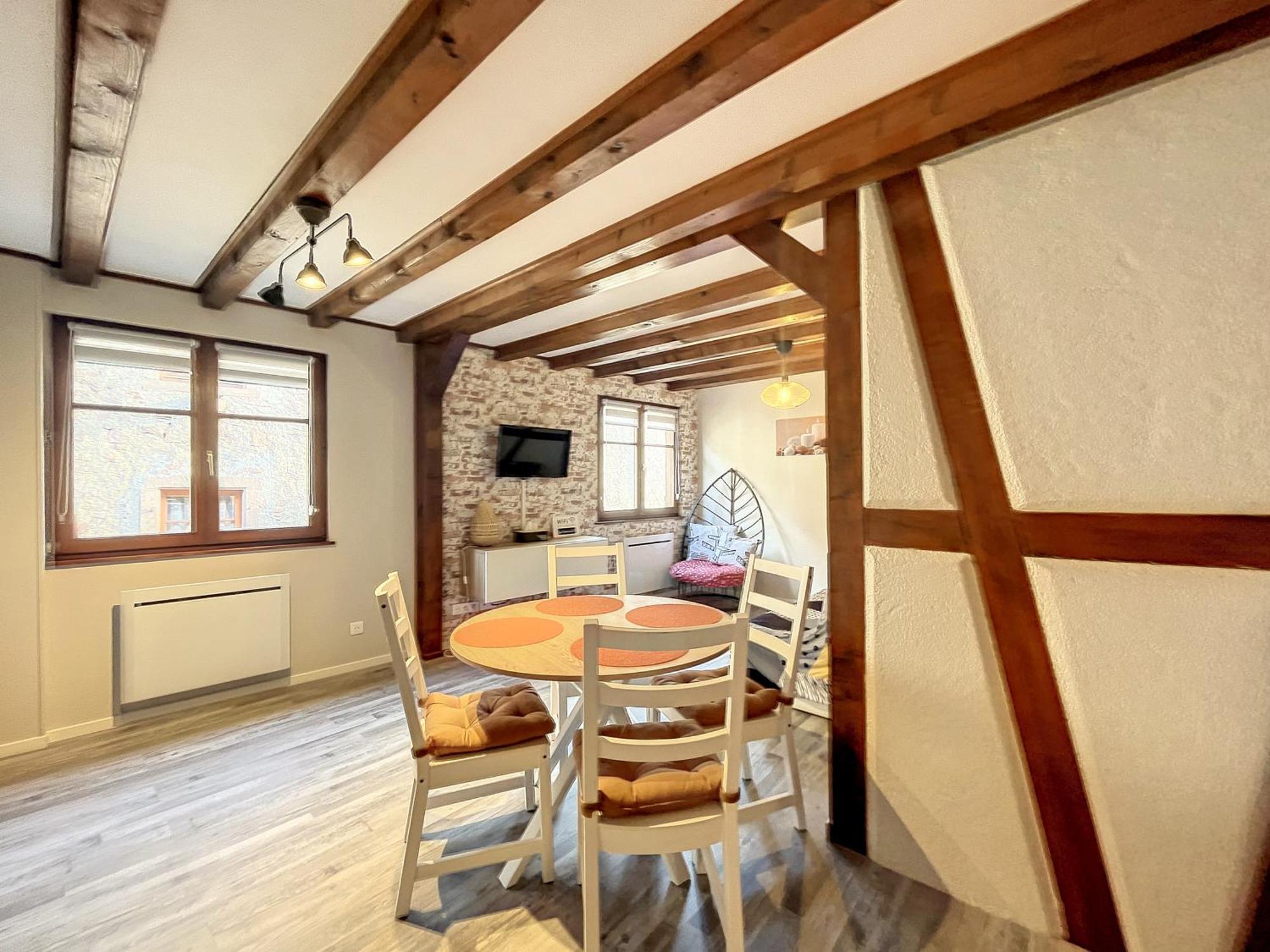 Aux Deux Tours Apartment Riquewihr Bagian luar foto