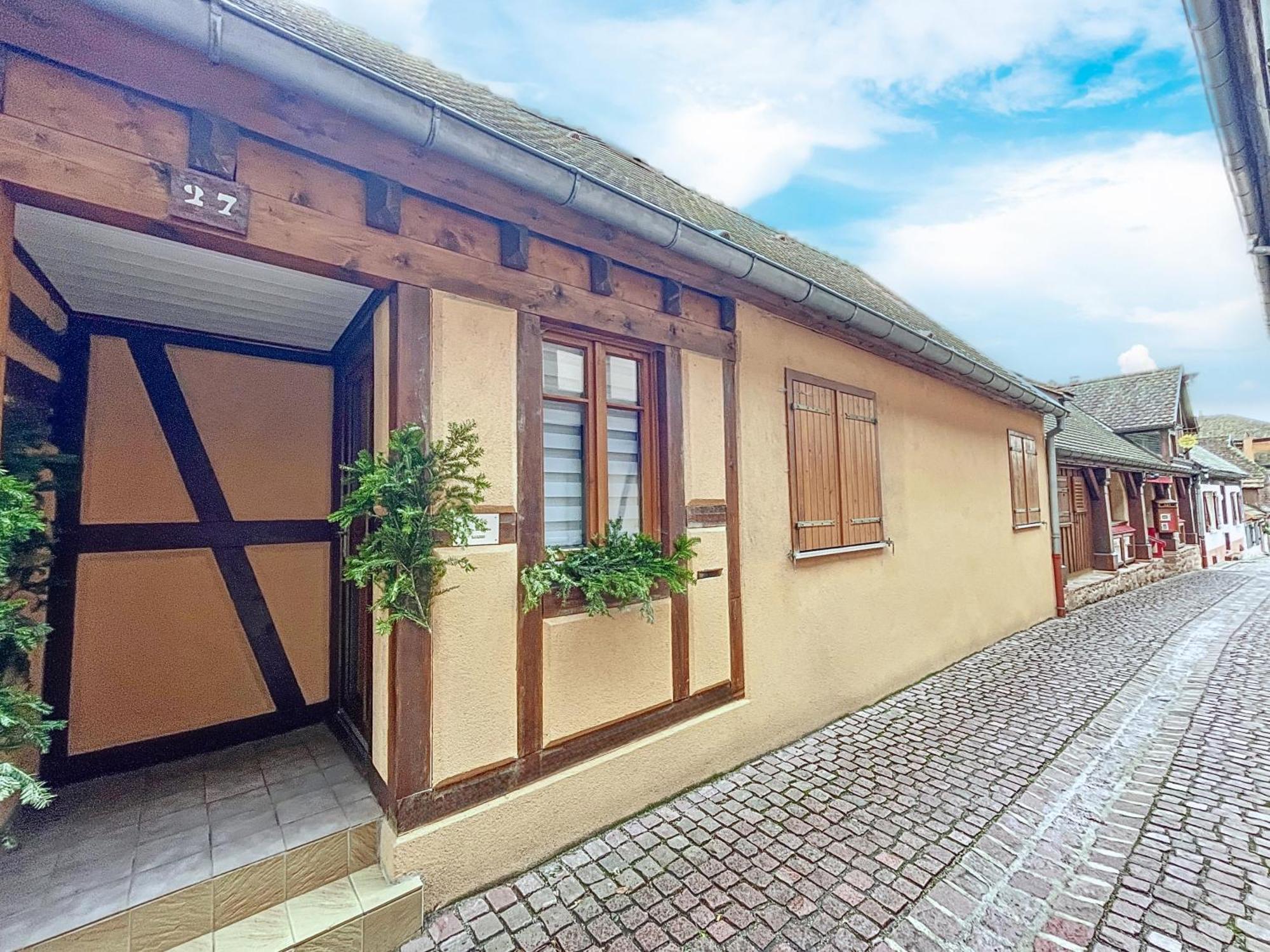 Aux Deux Tours Apartment Riquewihr Bagian luar foto